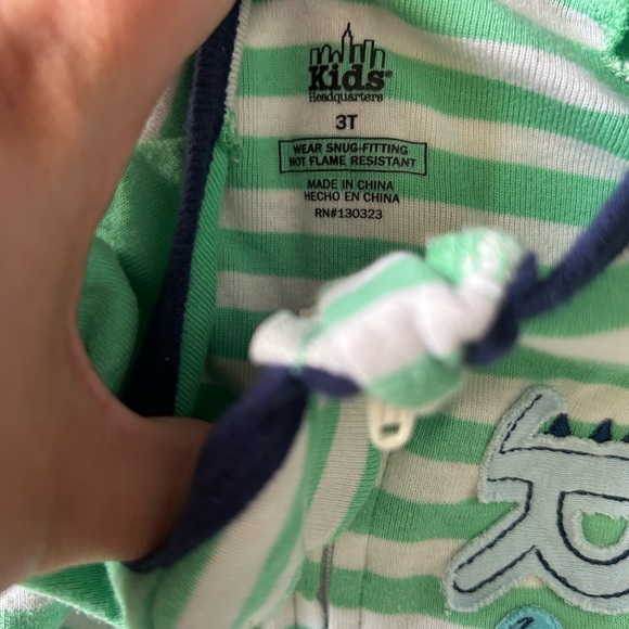 Kids Headquarters Dinosaur Zip Up Footed Pajama set. - Picture 3 of 5